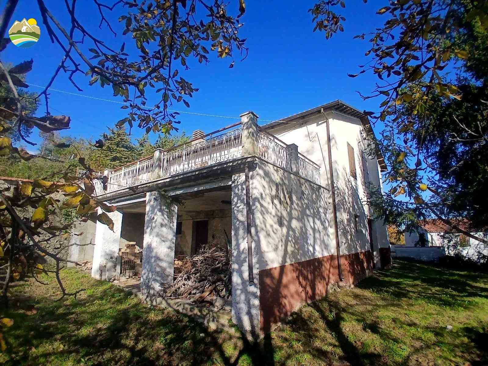 Country Houses Casolare dei Cervi - Arsita - EUR 180.229