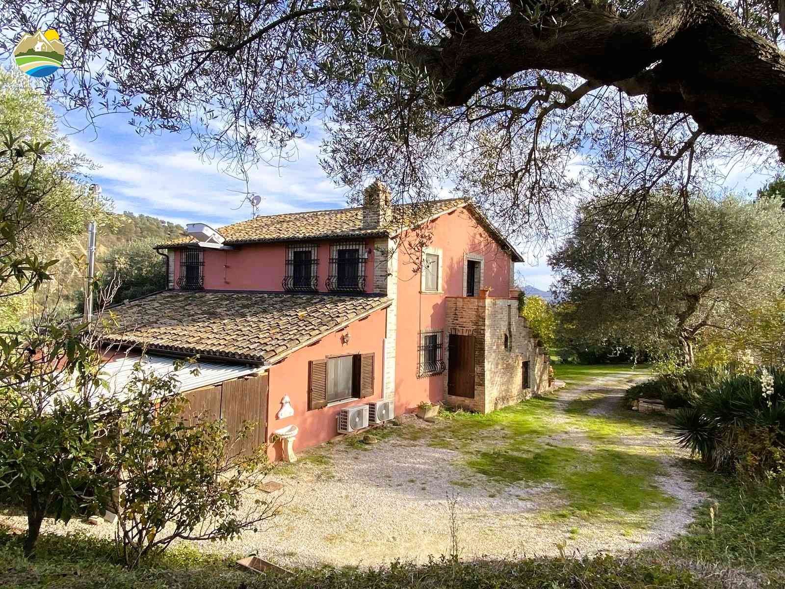 Country Houses Country Houses for sale Notaresco (TE), Casale delle Oche - Notaresco - EUR 398.689 830