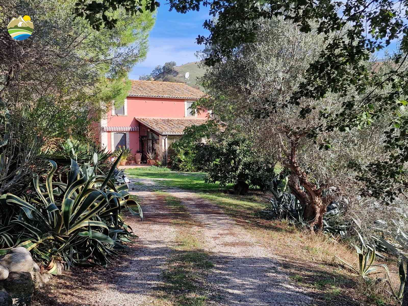 Country Houses Country Houses for sale Notaresco (TE), Casale delle Oche - Notaresco - EUR 398.689 870
