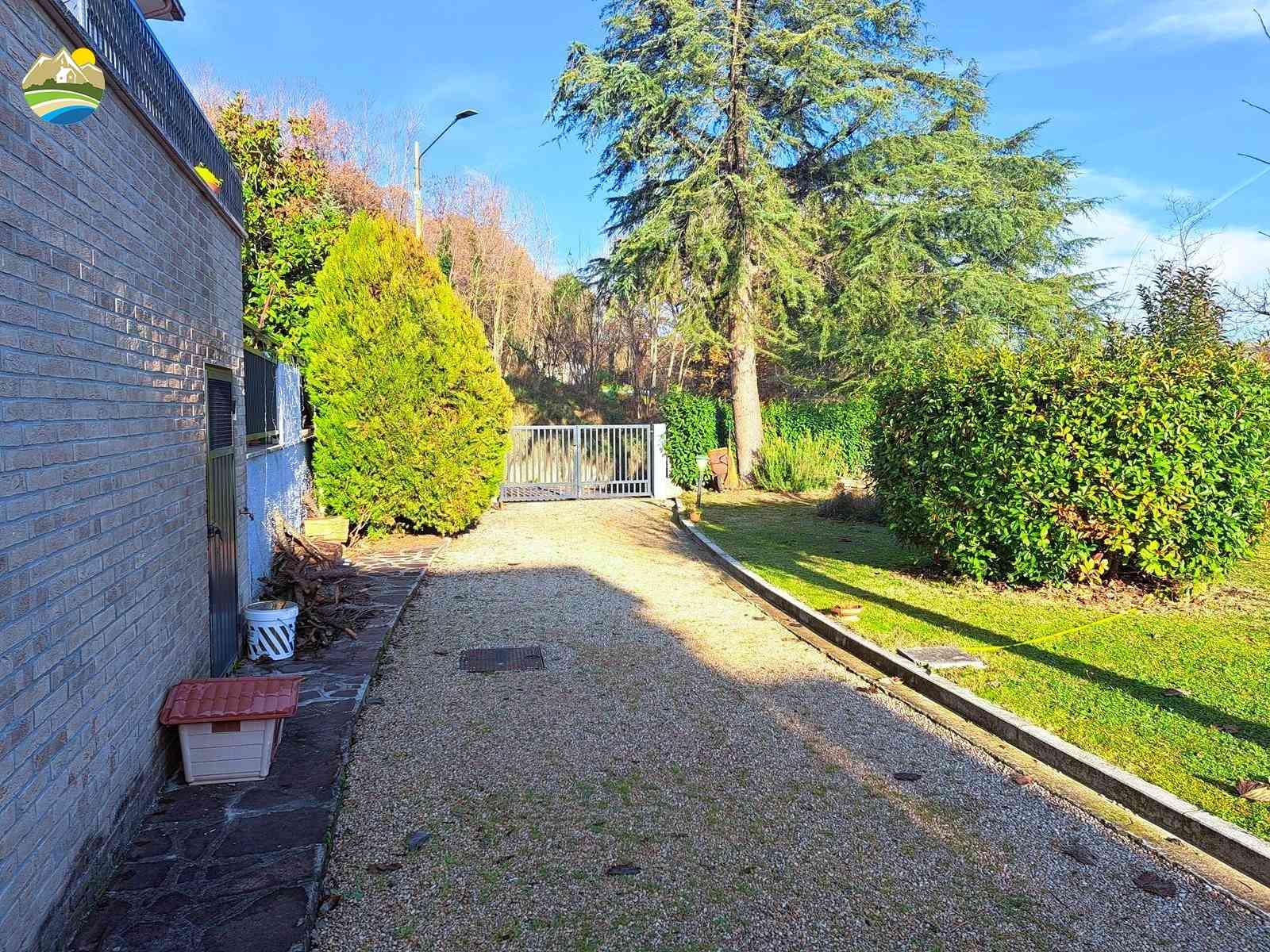 Villa Villa for sale Castiglione Messer Raimondo (TE), Villa Magnolia - Castiglione Messer Raimondo - EUR 251.229 820