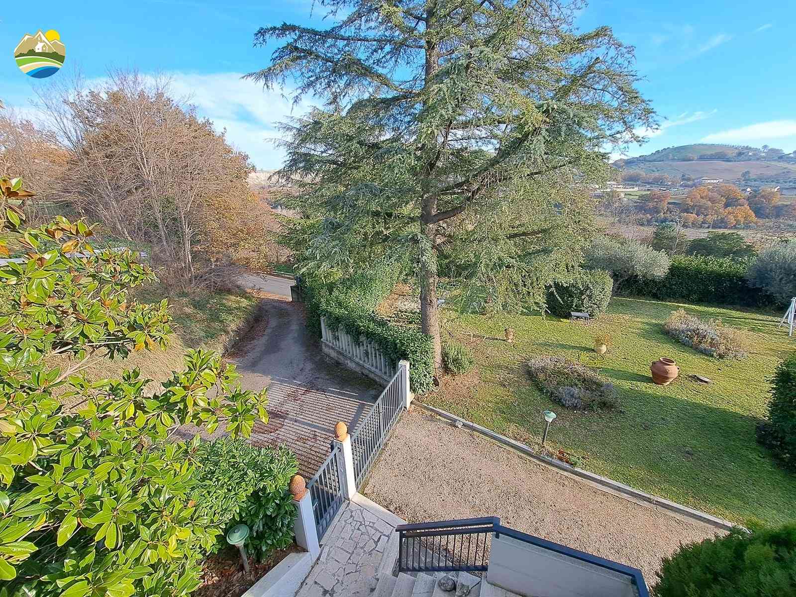Villa Villa for sale Castiglione Messer Raimondo (TE), Villa Magnolia - Castiglione Messer Raimondo - EUR 251.229 920