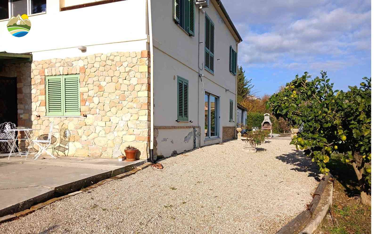 Country Houses Country Houses for sale Penne (PE), Casa Falco - Penne - EUR 540.688 840