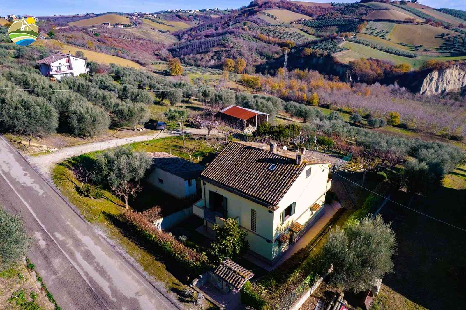 Country Houses Country Houses for sale Castilenti (TE), Casale Malvarosa - Castilenti - EUR 234.844 790