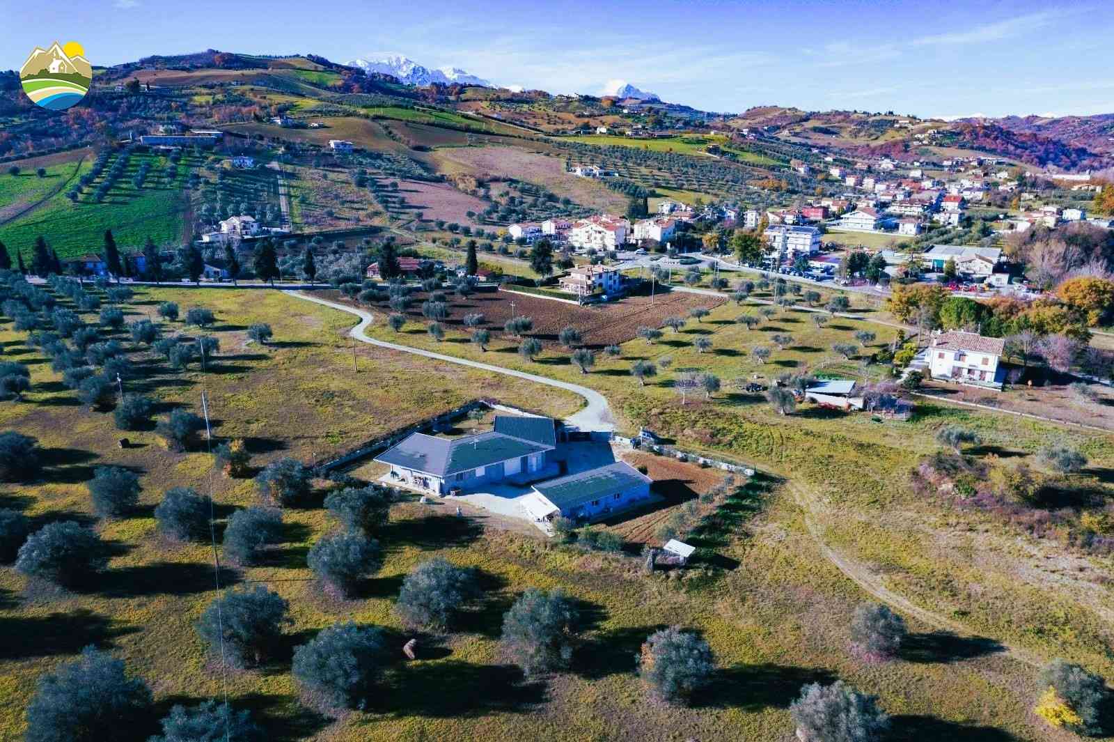 Villa Villa for sale Castiglione Messer Raimondo (TE), Villa Luce - Castiglione Messer Raimondo - EUR 709.995 790