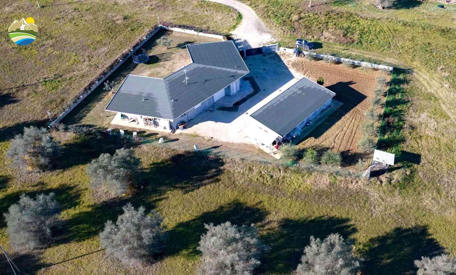 Villa Villa for sale Castiglione Messer Raimondo (TE), Villa Luce - Castiglione Messer Raimondo - EUR 709.995 830