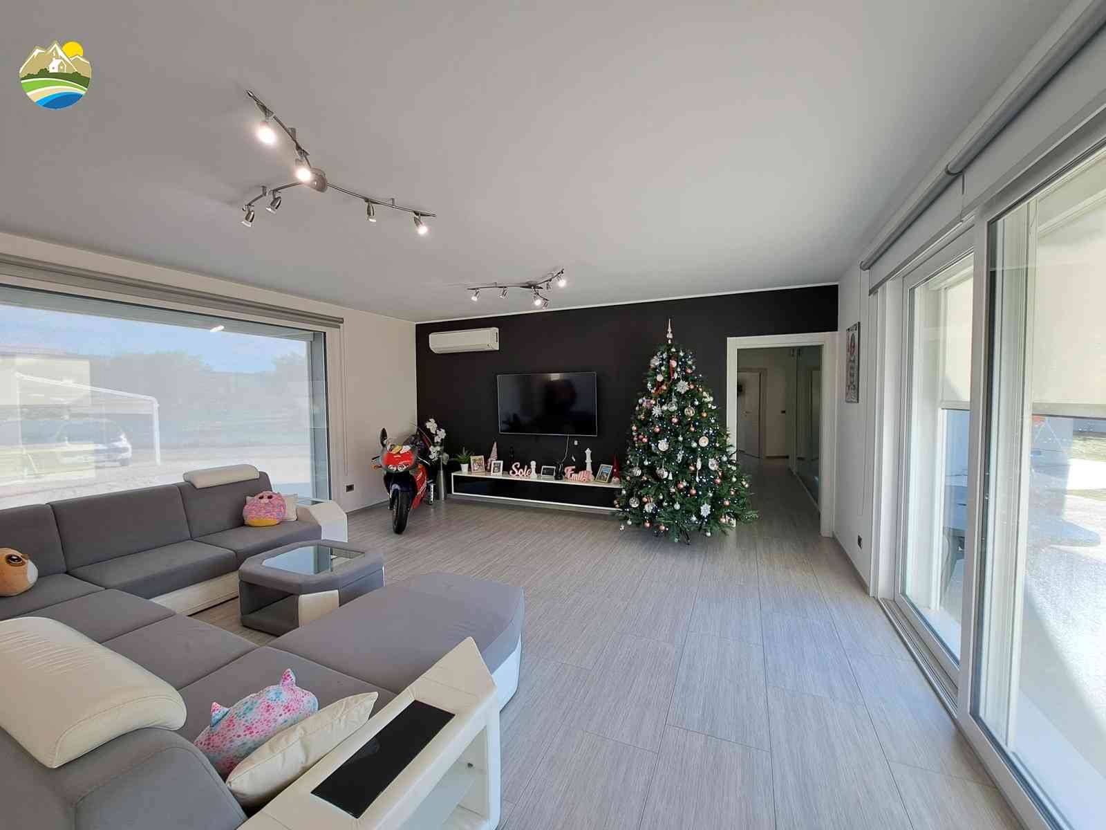 Villa Villa for sale Castiglione Messer Raimondo (TE), Villa Luce - Castiglione Messer Raimondo - EUR 709.995 860