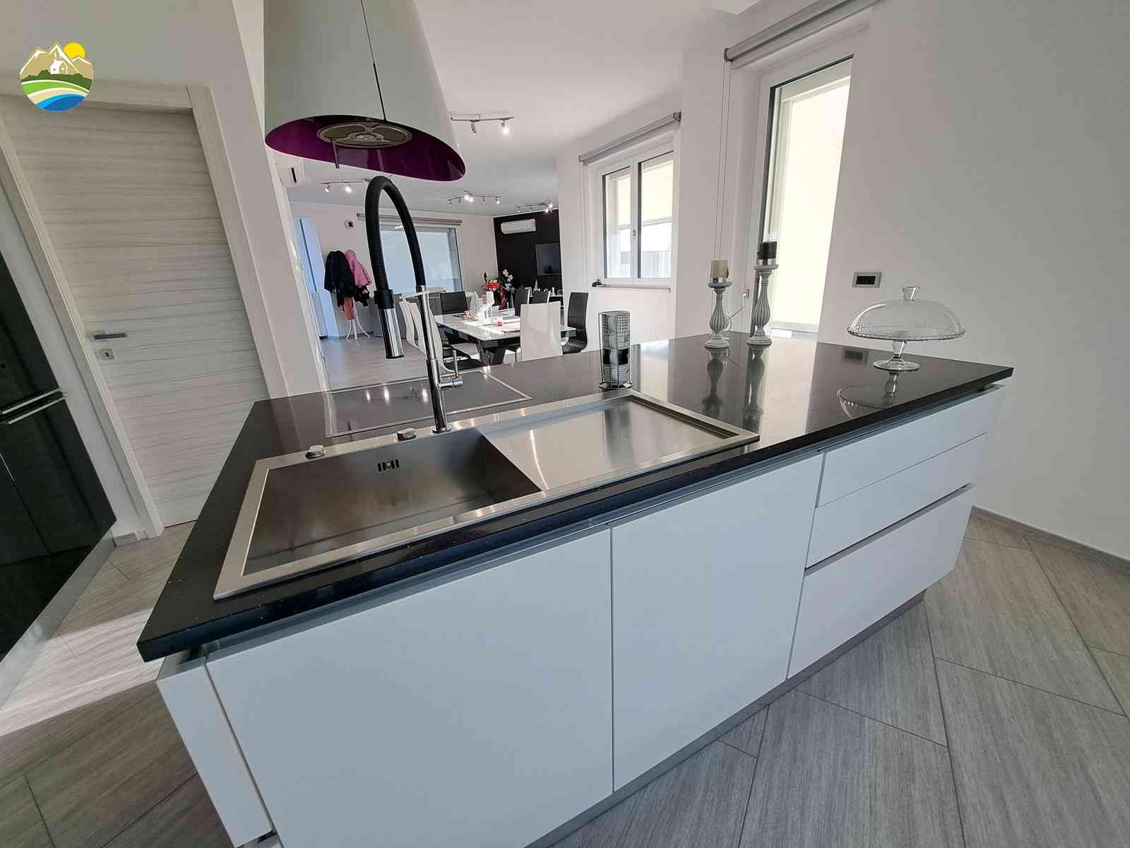 Villa Villa for sale Castiglione Messer Raimondo (TE), Villa Luce - Castiglione Messer Raimondo - EUR 709.995 920