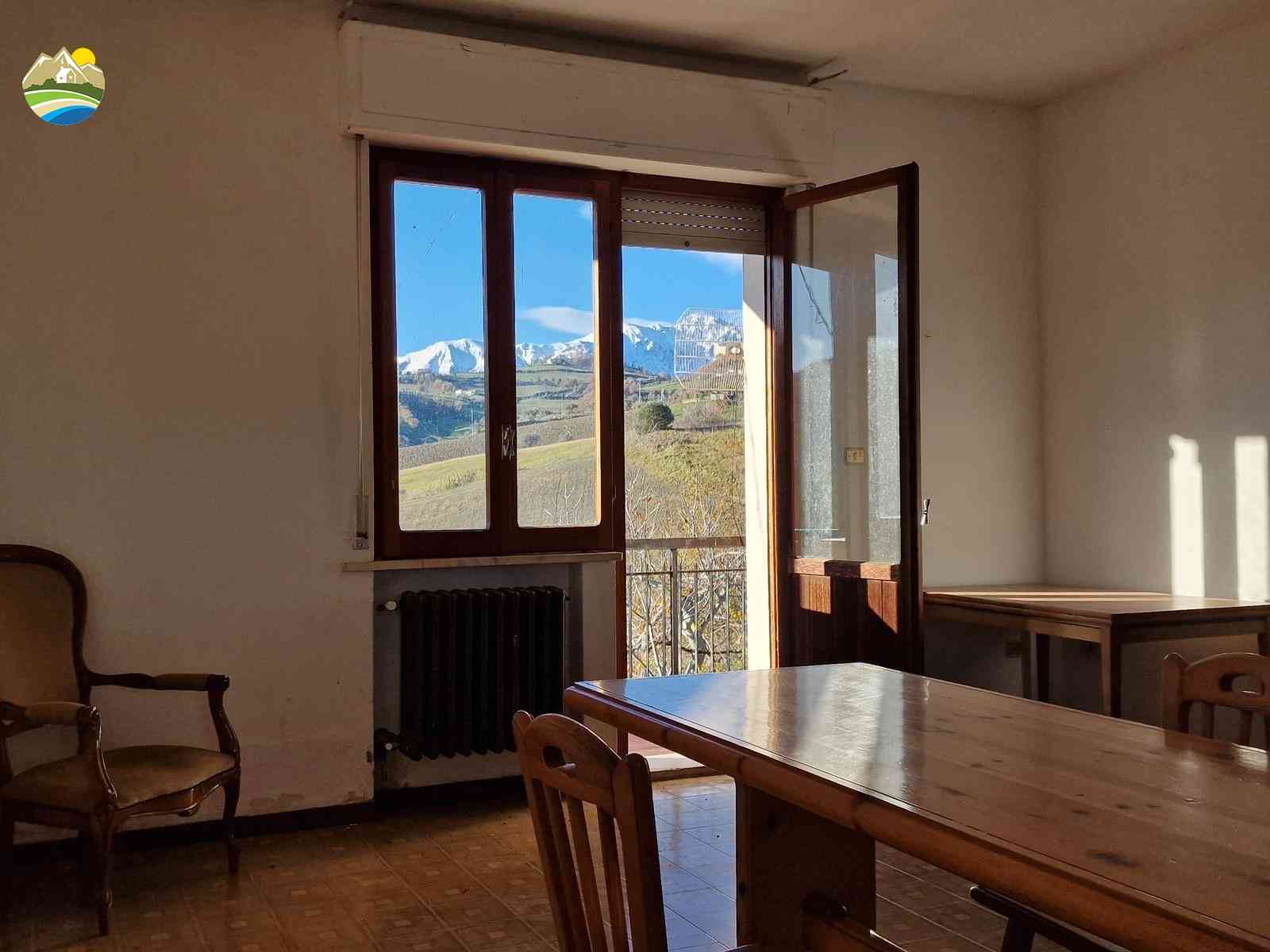 Country Houses Country Houses for sale Castiglione Messer Raimondo (TE), Casolare Icola-ò - Castiglione Messer Raimondo - EUR 163.845 1010