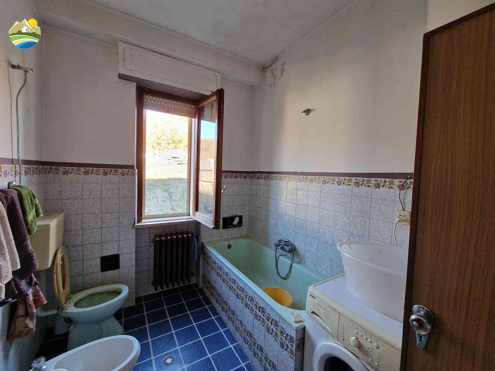 Country Houses Country Houses for sale Castiglione Messer Raimondo (TE), Casolare Icola-ò - Castiglione Messer Raimondo - EUR 163.845 1070