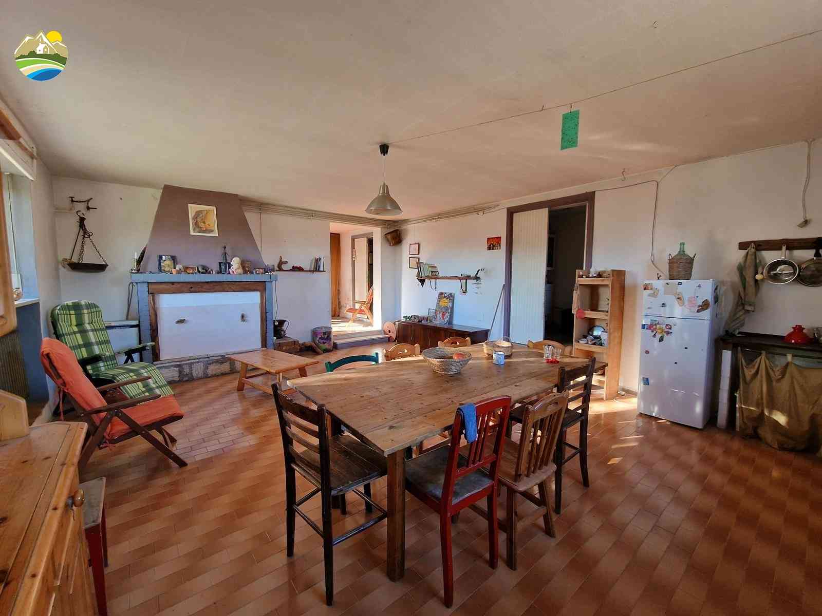Country Houses Country Houses for sale Castiglione Messer Raimondo (TE), Casolare Icola-ò - Castiglione Messer Raimondo - EUR 163.845 950