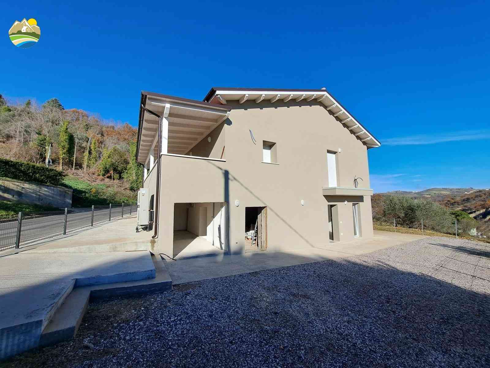 Country Houses Casa Mirtillo - Castilenti - EUR 311.305