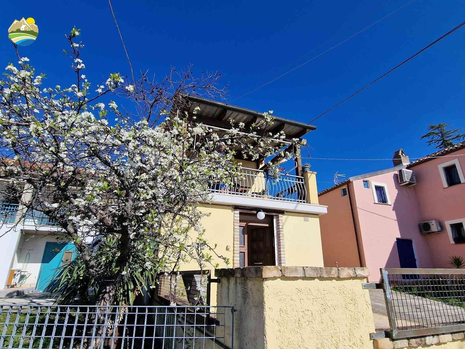 Country Houses Country Houses for sale Notaresco (TE), Casa Primavera - Notaresco - EUR 86.292 860