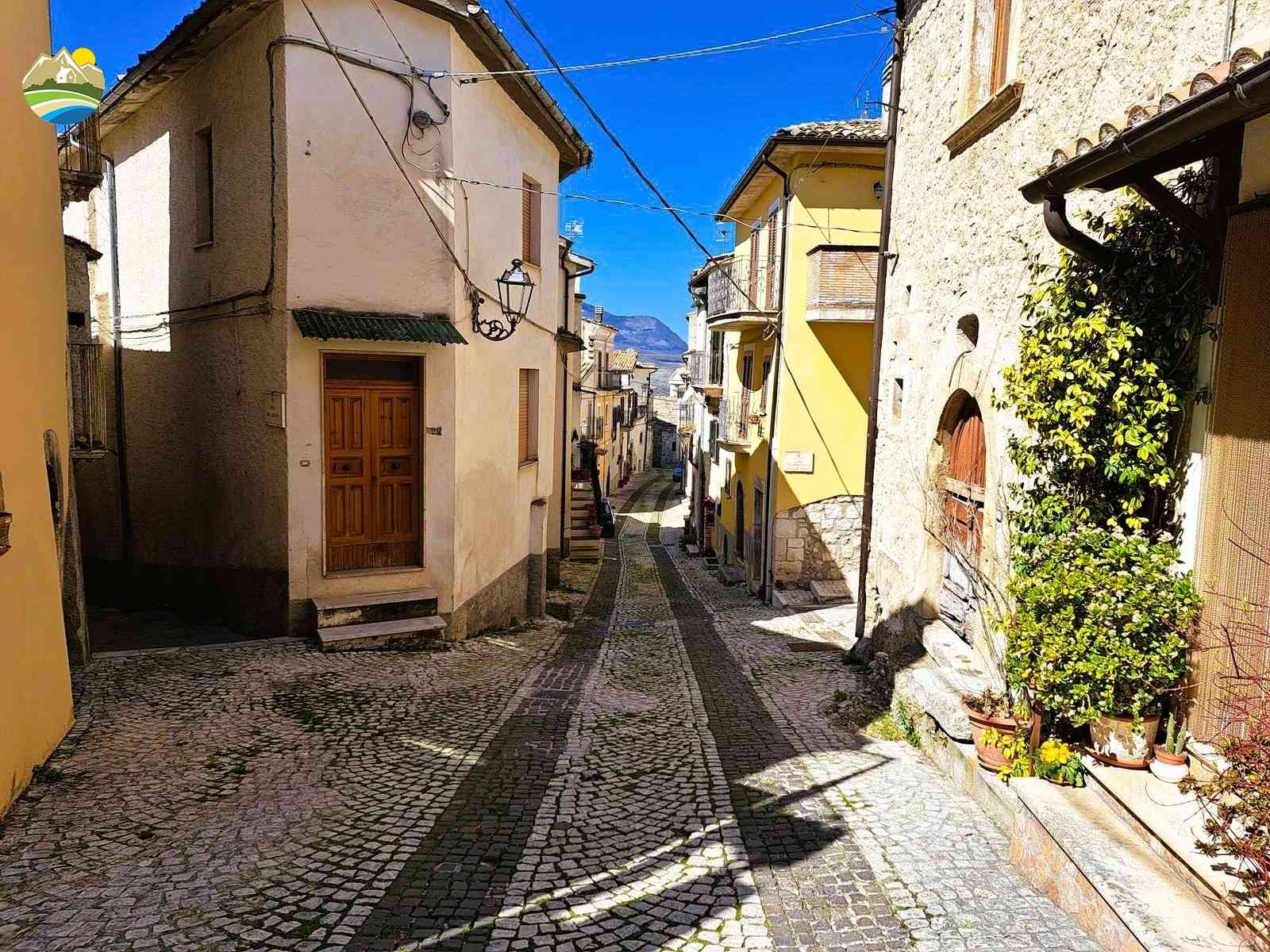 Palazzo Palazzo in vendita Caramanico Terme (PE), Palazzo De Dominicis - Caramanico Terme - EUR 543.965 1170