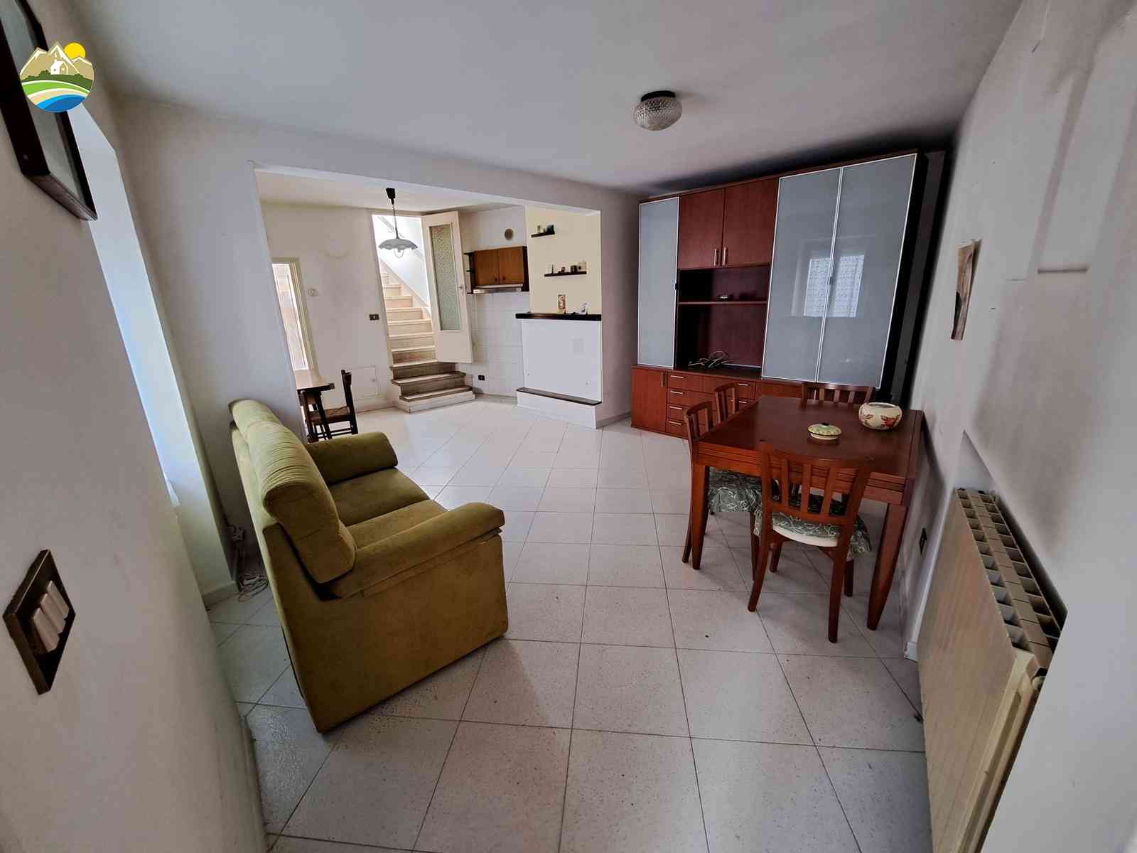 Casa in paese Casa in paese in vendita Picciano (PE), Casa Napoli - Picciano - EUR 49.153 820