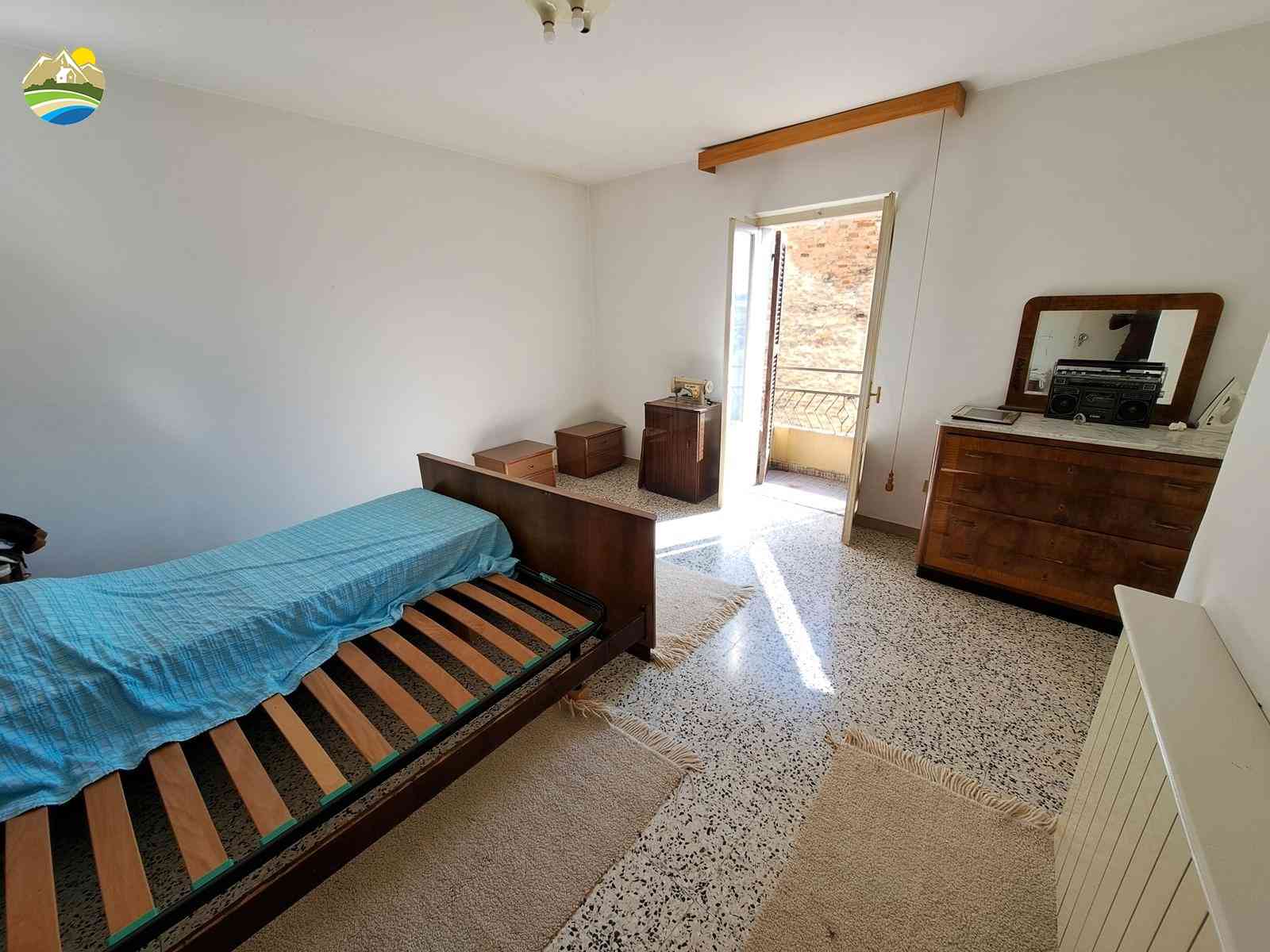 Casa in paese Casa in paese in vendita Picciano (PE), Casa Napoli - Picciano - EUR 49.153 890
