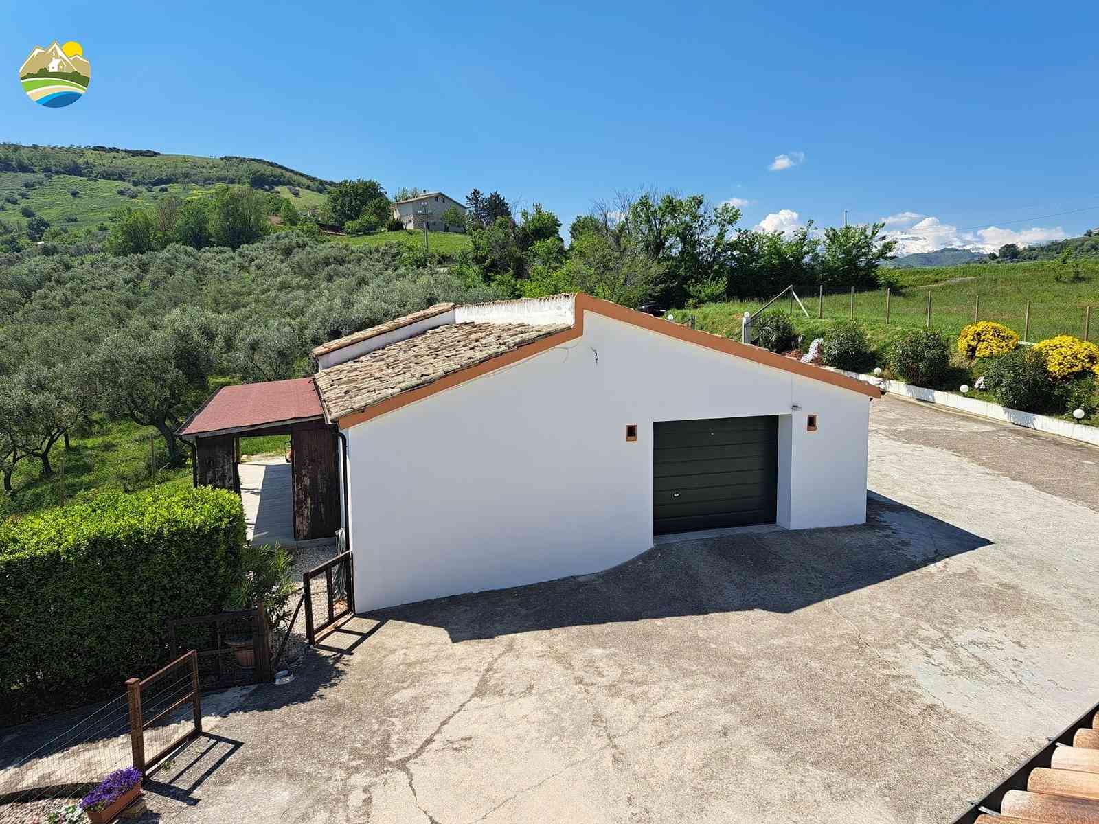 Villa Villa for sale Cellino Attanasio (TE), Villa Collina - Cellino Attanasio - EUR 464.227 1240
