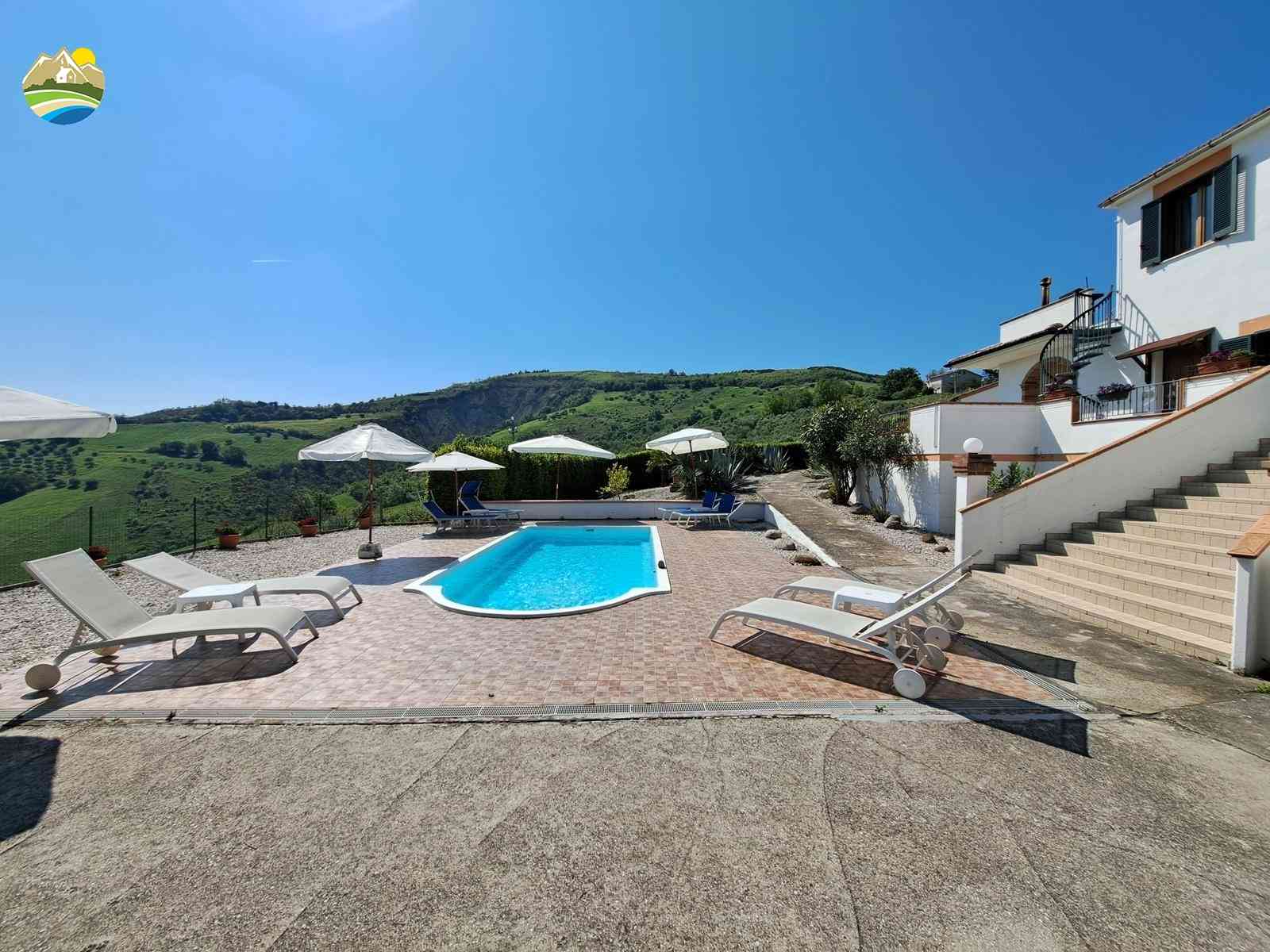 Villa Villa for sale Cellino Attanasio (TE), Villa Collina - Cellino Attanasio - EUR 464.227 880